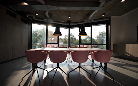 Empty modern flexible workspace